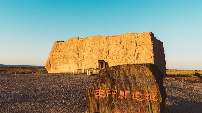 甘肃敦煌玉门关多措并举迎接旅游旺季